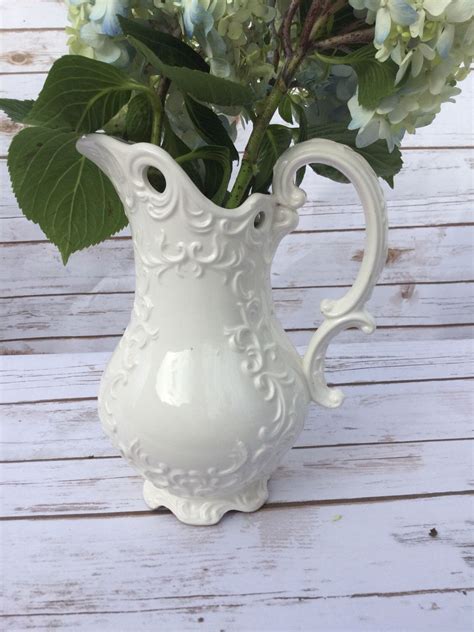 pitcher vase white